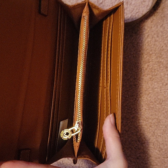 Valentino Orlandi Crossbody Bag - Picture 9 of 10